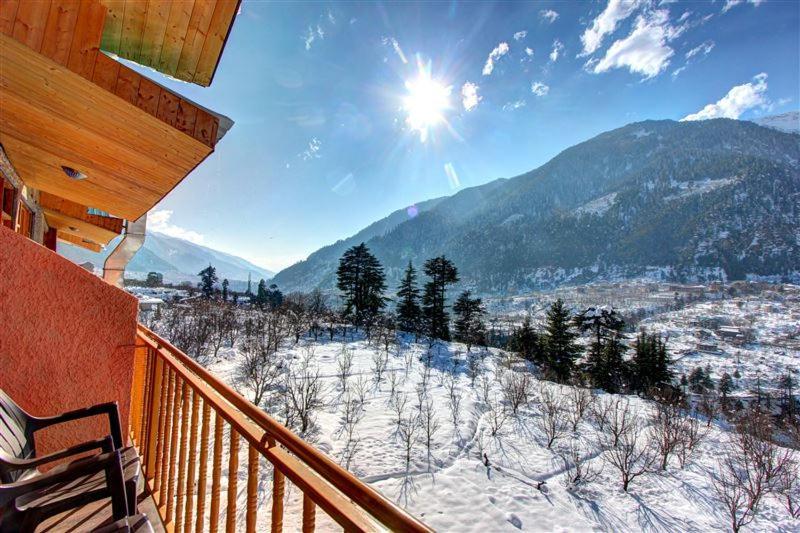 Hotel Mountain Face Manāli Dış mekan fotoğraf